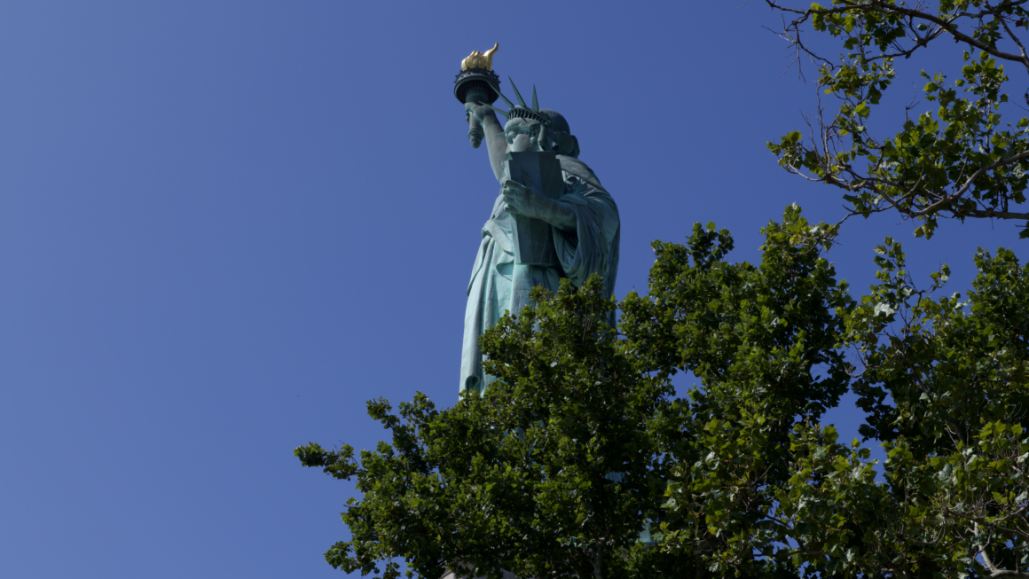 Statua della Libertà: perché quel piede, ancora oggi, ha il tallone sollevato